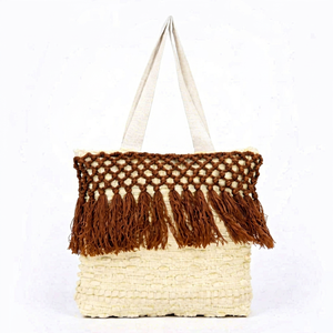 Sac fourre-tout tissé à la main en tissu uni avec fermeture éclair et franges/pompons, sac à main décontracté écologique pour femmes - Product Image 1
