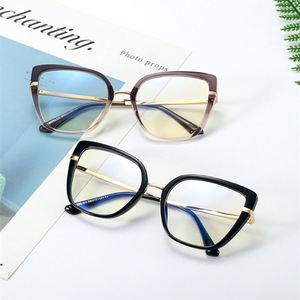 Gafas de Computadora de Metal para Mujer, Diseño Retro de Ojo de Gato TR90, con Logotipo Personalizado, Anti Luz Azul - Product Image 3