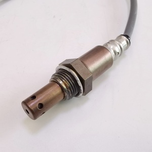 Cảm Biến Oxy OEM 1588a171 1588a192 0258010022 1588a141 2344116 mr507749 Thích Hợp Cho <span class=keywords><strong>Mitsubishi</strong></span> <span class=keywords><strong>Lambda</strong></span> Cảm Biến Oxy O2 Cảm Biến - Product Image 2