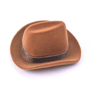 Симпатичная бархатная коробка для упаковки колец в форме ковбойской шляпы с индивидуальным логотипом, модная шкатулка для ювелирных изделий для кулона для колец и ювелирных изделий - Product Image 4