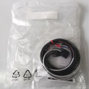 Sensor Fotoeléctrico Ex-31B de Uso Industrial con Cable y Conector para Equipos de Automatización - Product Image 1