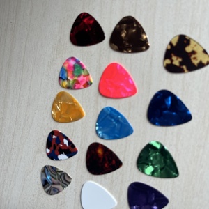 Médiators de <span class=keywords><strong>guitare</strong></span> en celluloid vierges, épaisseurs 0.46, 0.71, 0.96, 1.2mm, personnalisables, fins, moyens ou épais - Product Image 1