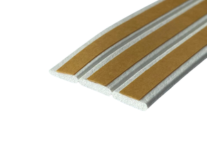 Striscia di tenuta in schiuma adesiva per finestre e finestre autoadesiva - Product Image 4