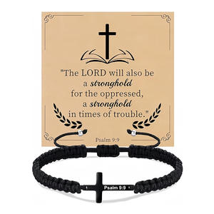 Bracelet en corde tressée chrétienne inspirant avec charme en acier inoxydable religieux en gros, gravé de versets bibliques - Product Image 5