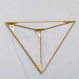 Support d'Angle Triangle Noir de 15CM Support de Cloison Support de Rangement de Clins de Meubles Dorés Support de Roulement Monté sur Étagère Murale - Product Image 2