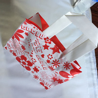 Recycler oem logo imprimé extérieur blanc intérieur rouge carré bas côté gousset boucle poignée en plastique boutique shopping poly-sac