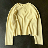T-shirt Henley à manches longues en coton 100% de 300 grammes, coupe lourde, avec manches raglan et tricot gaufré pour homme