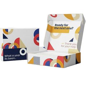 Petites boîtes d'emballage personnalisées en carton ondulé noir recyclable pour chaussures, vêtements, envois postaux, boîtes d'expédition personnalisées - Product Image 6