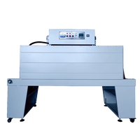 Machine d'emballage semi-automatique pour boîtes en carton, films PE/POF, bouteilles en plastique et en verre, avec tunnel de rétraction thermique