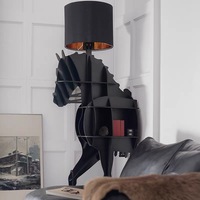 Table console d'entrée avec sculpture de cheval et lampadaire intégré, table d'appoint de rangement de style moderne en forme d'animal pour hall