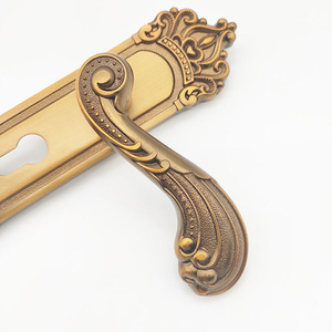 Poignée de serrure de <span class=keywords><strong>porte</strong></span> intérieure en aluminium de luxe léger étude poignée de serrure silencieuse pour <span class=keywords><strong>porte</strong></span> en bois - Product Image 4