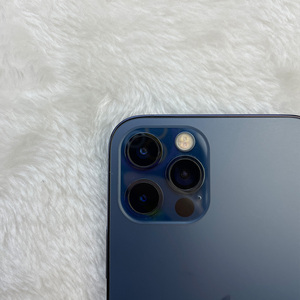 Teléfono Inteligente Usado <span class=keywords><strong>iPhone</strong></span> 12 Pro Grado B 512GB con Funciones Inteligentes, Varias Opciones de Almacenamiento, Versión 5G de EE. UU., con Rasguños Visibles - Product Image 5