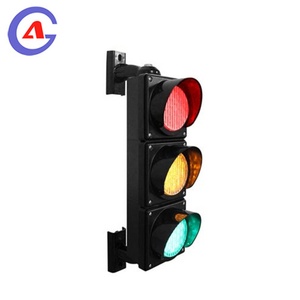 หัวไฟสัญญาณจราจร LED 3 ทิศทางขนาด 100 มม. สำหรับการควบคุมการเข้าออก สถานที่ฝึกอบรมการจราจร - Product Image 1