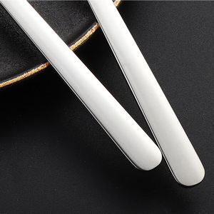 316 Stainless Steel Round Head Long Handle Spoon, Flat Bottom Soup Ladle, <b>Kitchen</b> Filling Spoon, Household Use - Product Image 4