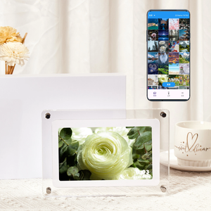 Cadre <span class=keywords><strong>vidéo</strong></span> numérique en acrylique WIFI 7 pouces avec utilisation de données mobiles zéro consommation, lecture <span class=keywords><strong>vidéo</strong></span>, horloge, calendrier, code QR, mémoire 8 Go, transfert de données - Product Image 1
