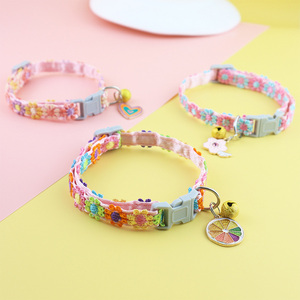 <span class=keywords><strong>2023</strong></span> nueva llegada Ins <span class=keywords><strong>Airtag</strong></span> perro gato Collar colorido encaje Floral patrón con campana personalizada para cachorro y gatito - Product Image 3
