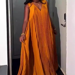 Vestido Maxi Plisado sin Mangas para Mujer - Vestido Formal Fluido con Cuello en V Profundo, Estilo Africano - Product Image 1