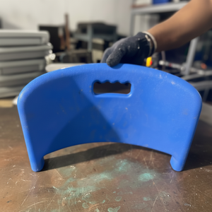 Chaise d'école en plastique de qualité supérieure au design moderne, siège de stade, dossier moyen, pliable, confortable, chambre à coucher, salon - Product Image 1