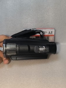 Caméscope d'occasion Sony HDR-CX700E avec zoom 10x, Full HD, Handycam avec mémoire flash de 96 Go - Product Image 6