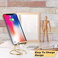Support de téléphone de bureau en métal élégant avec finition dorée, compatible avec les modèles à poser sur le bureau