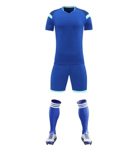 厂家批发足球服定制面料足球服运动套装透气吸汗快干运动服 - Product Image 1