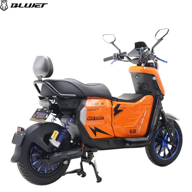 Premium Smart Full Equipped 2000W 72V Electric Scooter with Bluetooth Speaker & One-Key Start for Africa Middle East