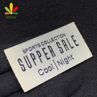 Étiquette textile tissée en polyester lavable et colorée personnalisée, pliée pour les vêtements avec votre propre logo