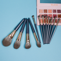 Ensemble de pinceaux de maquillage pour le visage en bois bleu synthétique vegan Dongmei, 12 pièces, pinceaux pour poudre, blush et contour