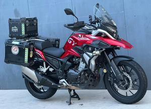 Motocicleta Económica para Aventuras KOVE 400X, Motor Refrigerado por Agua de 378cc, ABS de Doble Canal, Tanque de 20L, para Viajes Largos - Product Image 3