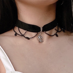 Collana con Ciondolo a Forma di Rosa Retrò per Donne, Romantica Collana Classica con Cuore, Gioielli per Feste, Regalo per Innamorati - Product Image 4