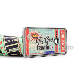 מדליית סיום מתכת טריאתלון מותאם אישית תלת מימד עם סרטים מצוירים לוגו מותאם אישית uv עבור אירועי מרוץ ספורט <span class=keywords><strong>ironman</strong></span> - Product Image 1