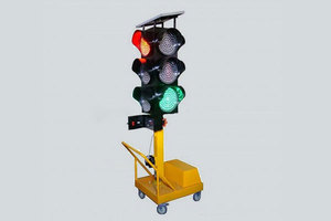 ไฟจราจร LED พกพา ใช้พลังงานแสงอาทิตย์ ขนาด 200 มม. แบบ 4 ทิศทาง 3 <span class=keywords><strong>ส</strong></span>ี <span class=keywords><strong>ส</strong></span>ำหรับใช้งานบนถนนชั่วคราว - Product Image 3