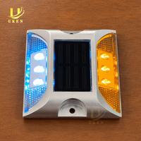Marqueurs routiers de sécurité routière, feux de signalisation routière, réflecteurs en aluminium imperméables à LED, marqueurs de voie solaires, clous routiers