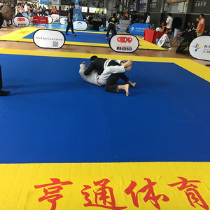 Tapis <span class=keywords><strong>de</strong></span> sol déroulables pour arts martiaux, personnalisés en usine, en gros, tapis <span class=keywords><strong>de</strong></span> <span class=keywords><strong>tatami</strong></span>, mousse XPE, sports, BJJ, Jujitsu, Judo, gymnastique - Product Image 6
