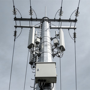 Poteau <span class=keywords><strong>téléphonique</strong></span> utilitaire en acier à haute capacité de transmission pour usage conjoint électrique et télécom - Product Image 1
