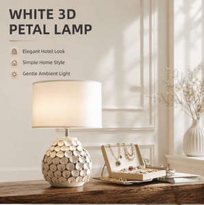 Lampe de bureau en céramique rétro moderne, base en argile faite à la main, abat-jour conique en tissu, prise E26 avec cordon long. - Product Image 3