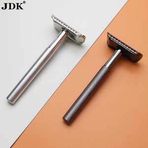 Hot Selling Mens Vintage Elegance Eco-friendly Safety <strong>Razor</strong> Stainless Steel Handle <strong>Double</strong> <strong>Edge</strong> Blade Shaving Shaver - Product Image 1