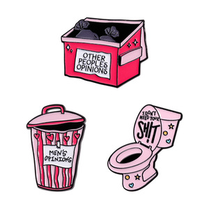 Pin de Solapa con Diseño de Bolsa de Basura Rosa para Hombre, Letras en Inglés, Divertido y Genial, Estilo Punk, para Gorras de Béisbol y Mochilas - Product Image 1