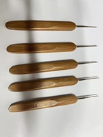 Dreadlocks — Crochet pour cheveux, avec poignée en bambou, aiguille à Crochet, en acier pour l'artisanat des tresses, 0.75mm, 1 pièce