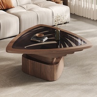 Table basse en bois massif avec verre trempé noir, design créatif, triangle creux, style moderne nordique, article de luxe léger