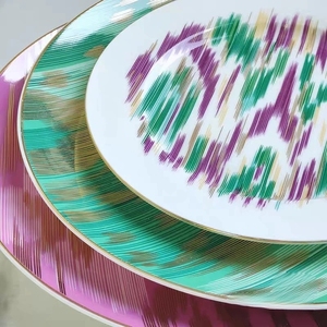 Wholesale Luxury <b>Blue</b> Porcelain <b>Dinner</b> <b>Set</b> Eco-Friendly Bone China Dinnerware for Restaurants - Product Image 4