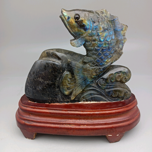 Natural Gemstones Labradorite 130x130x70mm Fish Carving For Holiday Decoration - Product Image 1
