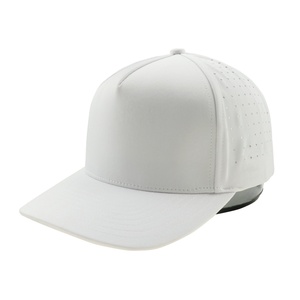 หมวกเบสบอลแบบ 5 แผงสั่งทำพิเศษ พร้อมแผ่นยางติด  รูเจาะด้วยเลเซอร์  หมวกโพลีเอสเตอร์แบบมีรูระบายอากาศ  หมวกแบบ Snapback - Product Image 6