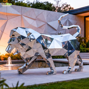 تمثال أسد هندسي كبير من الفولاذ المقاوم للصدأ بتصميم حيواني عصري من YOUFINE، منحوتة فنية معدنية للديكور الخارجي للحدائق - Product Image 1