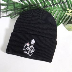 Bonnet tricoté uni d'hiver avec revers, style Y2K, brodé, 100% acrylique, avec logo personnalisé - Product Image 5