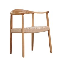 Chaise de salle à manger scandinave en bois de frêne massif Hans Wegner avec assise en corde tressée pour hôtels, salons, appartements, villas