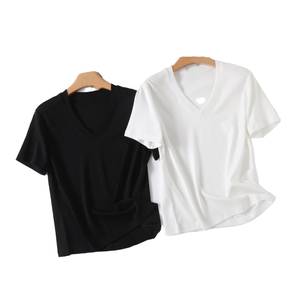 เสื้อยืดแขนสั้นผู้หญิงสไตล์ลำลองคลาสสิคสำหรับฤดูร้อนปี 2025 ระบายอากาศได้ดี พร้อมลายปักเรขาคณิต ผ้าฝ้ายถัก 100% (RY48) - Product Image 1