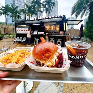 Papel de Envolver para Sándwiches, Pasteles, Hamburguesas y Comida Rápida, Personalizado, Ecológico, Desechable, Biodegradable, Reciclable, con Recubrimiento de PE, Resistente a la Grasa - Product Image 1