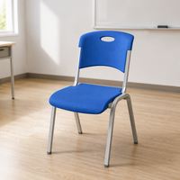 Chaise d'entraînement empilable en plastique avec siège ergonomique pour salle de classe scolaire