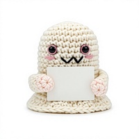 Lot de 24 mini-figurines Halloween au crochet, faites à la main, avec motifs fantôme, citrouille, chat, crâne, chapeau de sorcière, mini-poupées décoratives en coton pour bureau